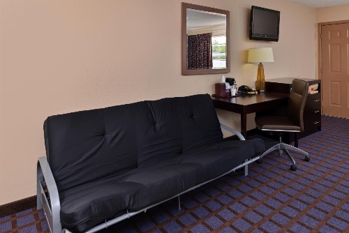 Economy Inn Ardmore image 2