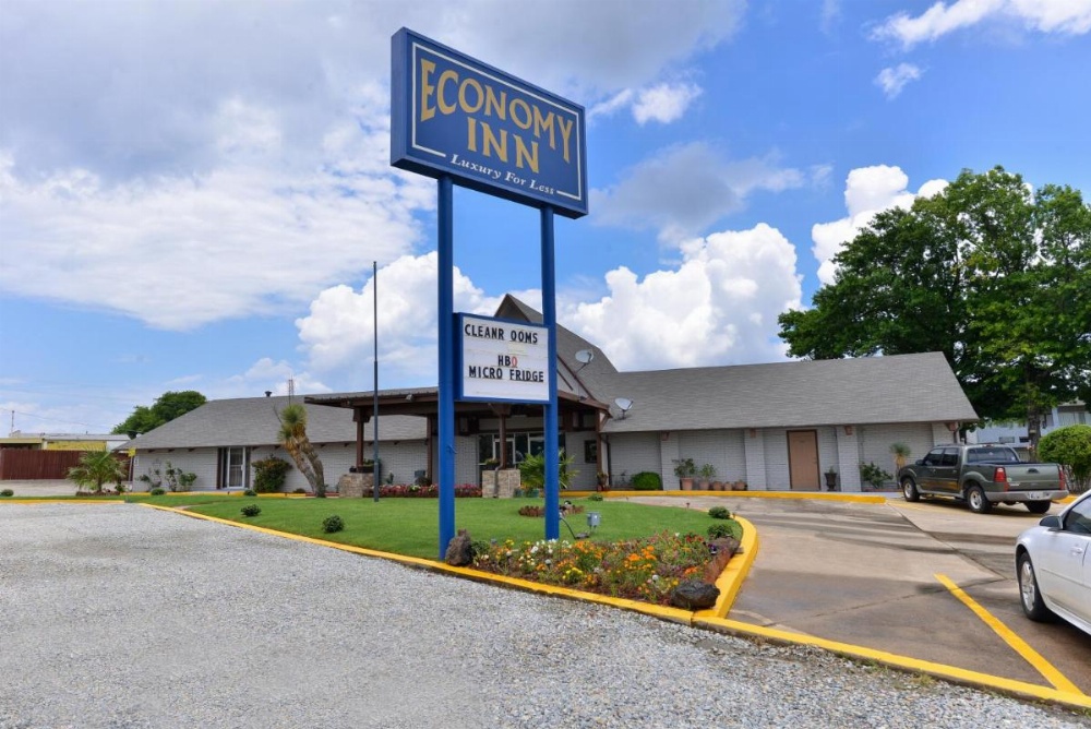 Economy Inn Ardmore Image 24